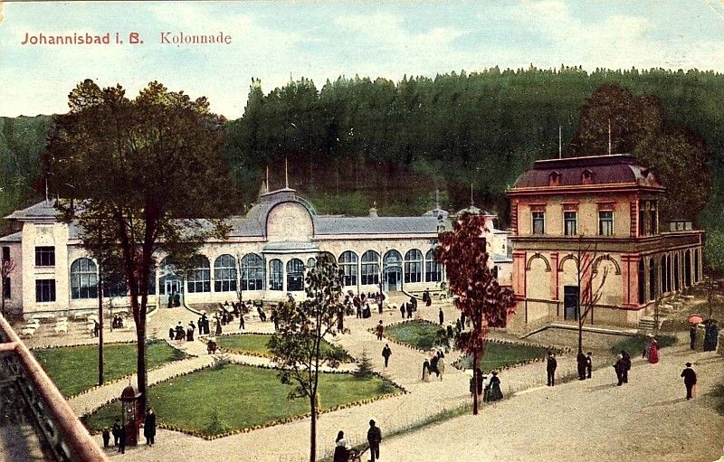 Például az uradalmi malommal, amit Villa Wiharddá alakítottak át. 1888-ban eladtak a a rokon Steffan-családnak, <br>aki a villát lebontotta és helyére neoreneszánsz stílusú gyógyfürdő éttermet épített! Innét talán a névadás:Wihardpromenade!